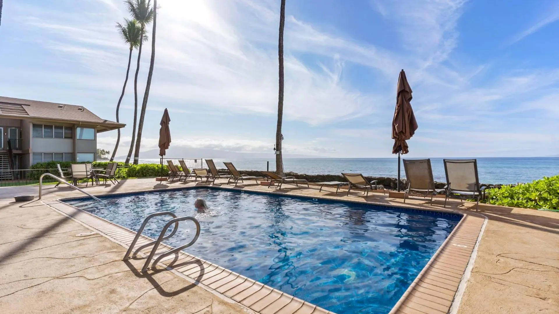 Modern Oceanfront Beach Hale Kai 1Bed Kahana Verenigde Staten