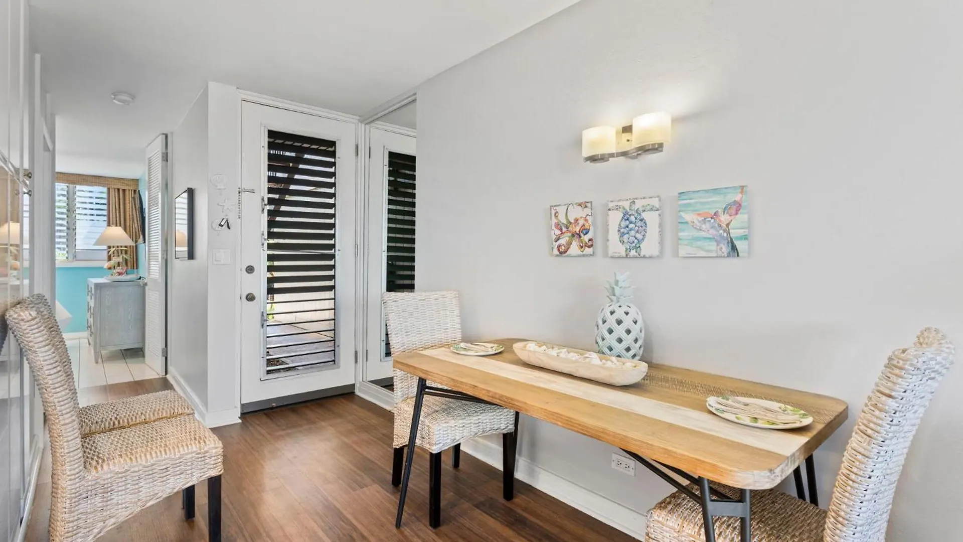 Vakantiehuis Modern Oceanfront Beach Hale Kai 1Bed Kahana